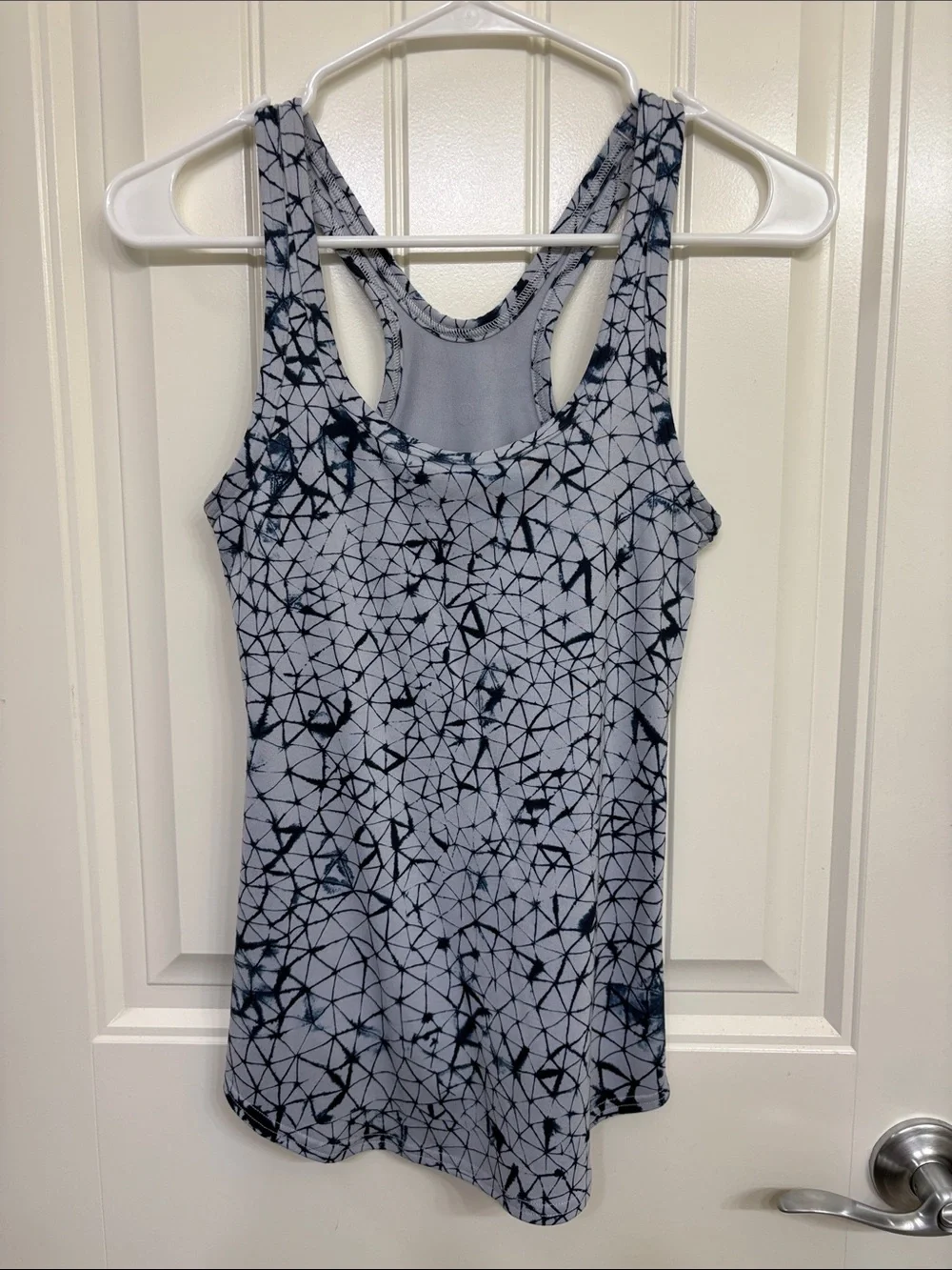 lululemon athletica Light Gray Tank‎ Top with Black Geometric Print